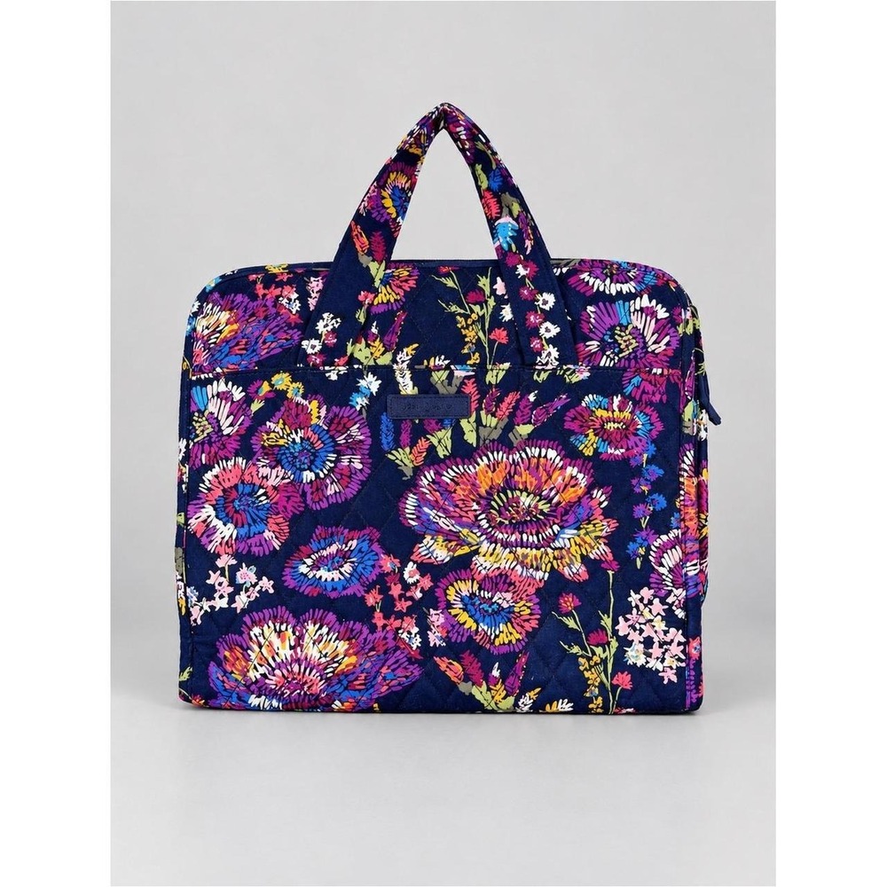 Vera Bradley Hanging Organizer Midnight
Wildflowers Floral Quilted Bohemian